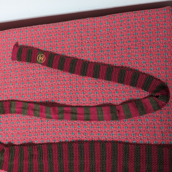 Chanel - Picture 2 of 5